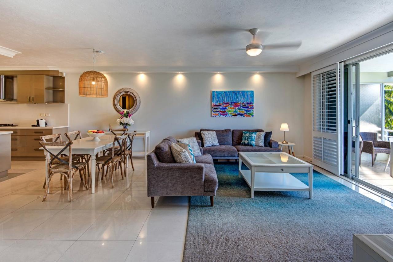 2 Bedroom Poinciana Lodge Isla Hamilton Exterior foto