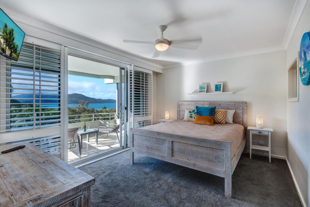 2 Bedroom Poinciana Lodge Isla Hamilton Exterior foto
