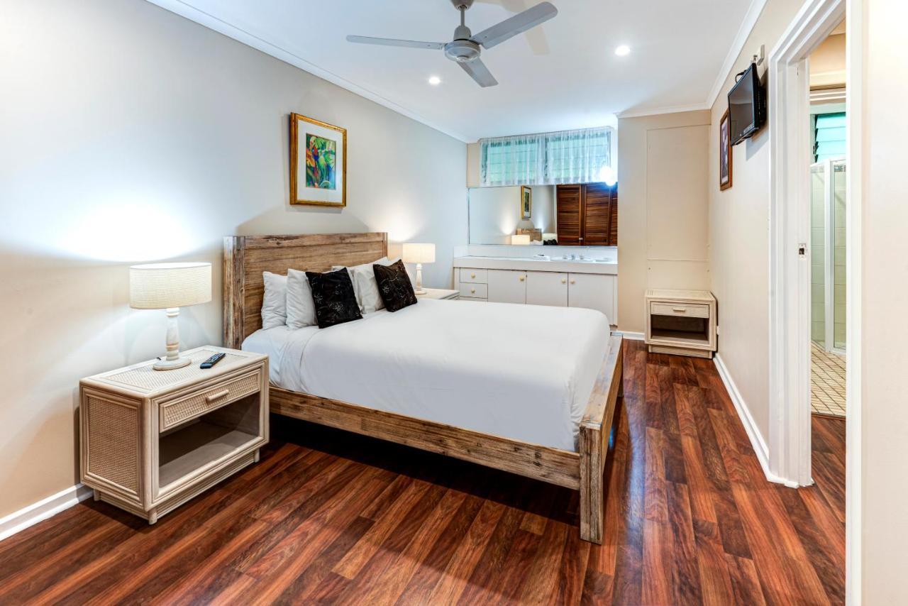 2 Bedroom Poinciana Lodge Isla Hamilton Exterior foto