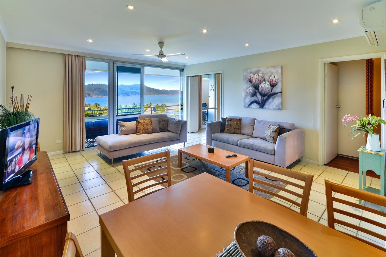2 Bedroom Poinciana Lodge Isla Hamilton Exterior foto