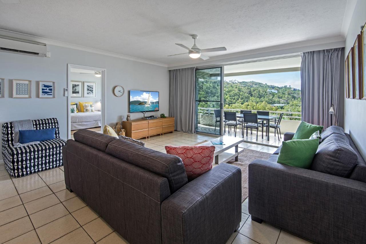 2 Bedroom Poinciana Lodge Isla Hamilton Exterior foto